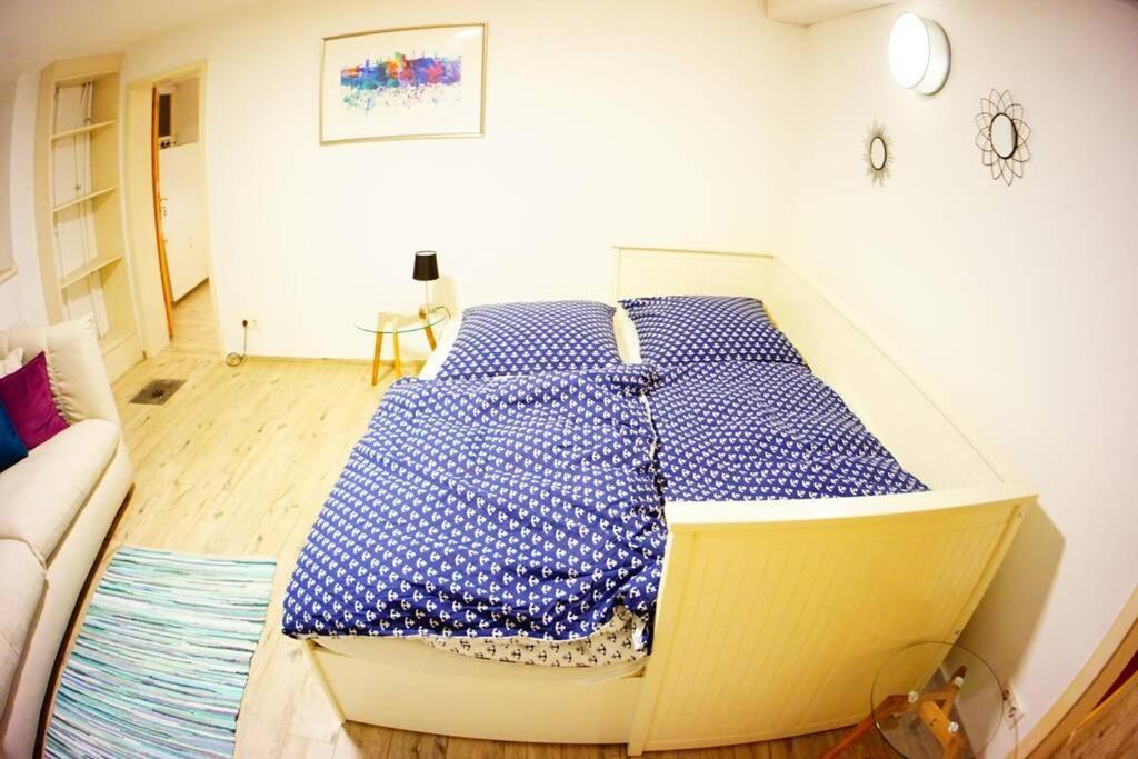 Gemuetliche 3-Zkb Wc Souterrainwohnung In Bestlage 함브루크 외부 사진