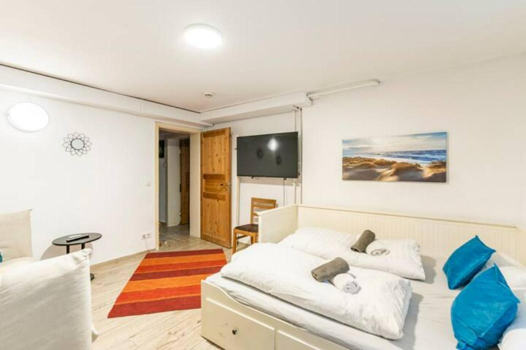 Gemuetliche 3-Zkb Wc Souterrainwohnung In Bestlage 함브루크 외부 사진